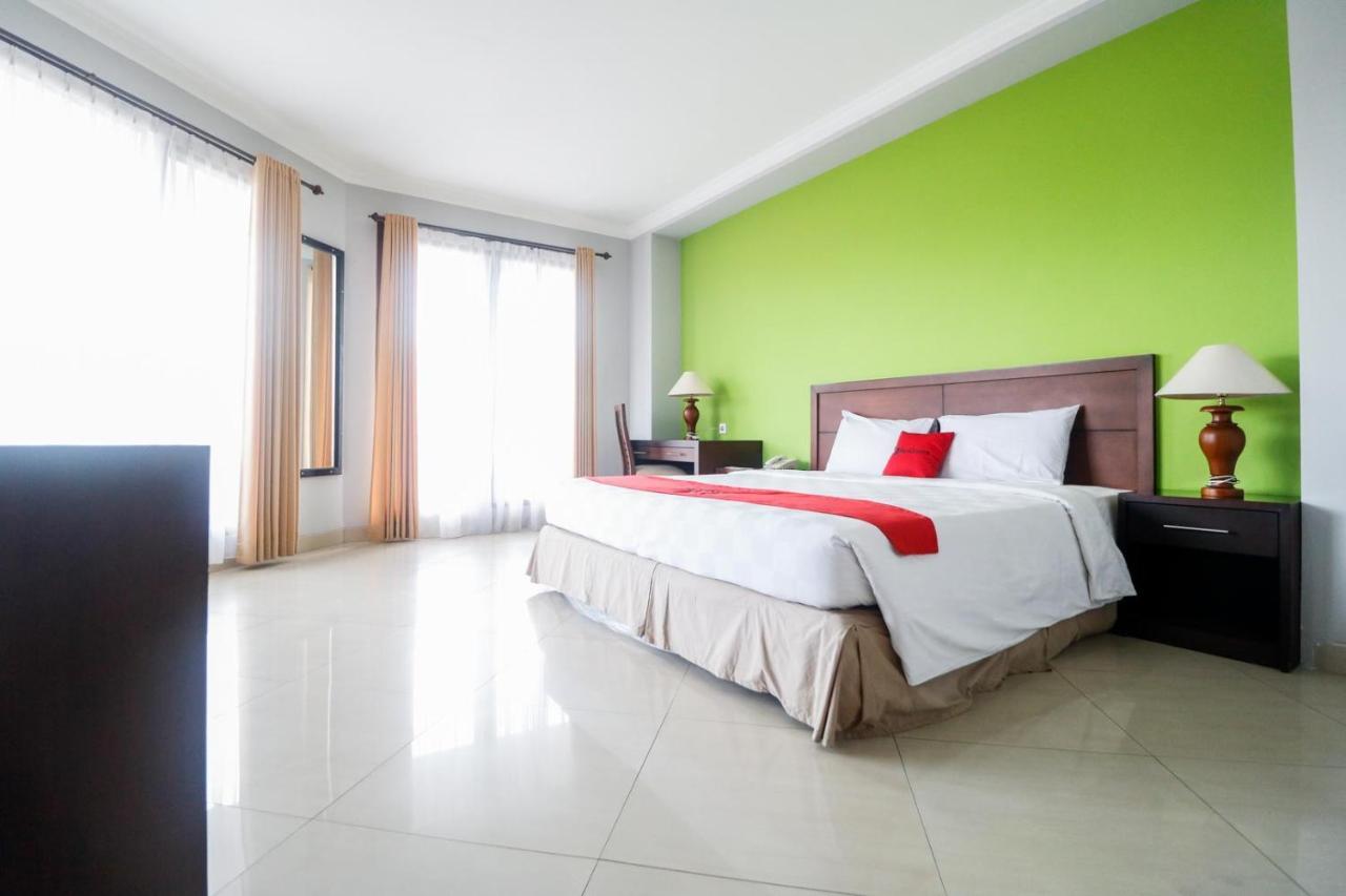 Reddoorz Premium @ Bukit Damai Indah Hotel Balikpapan  Exterior foto
