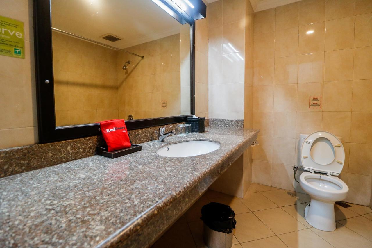 Reddoorz Premium @ Bukit Damai Indah Hotel Balikpapan  Exterior foto